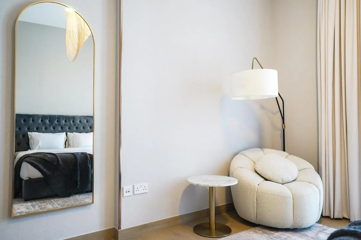 Sea View L Port De Lamer L Next To Beach L Perfect For 4 Dubai Apartment
